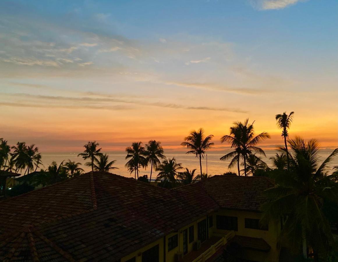 Sea View A Apartment Dehiwala-Mount Lavinia Bagian luar foto